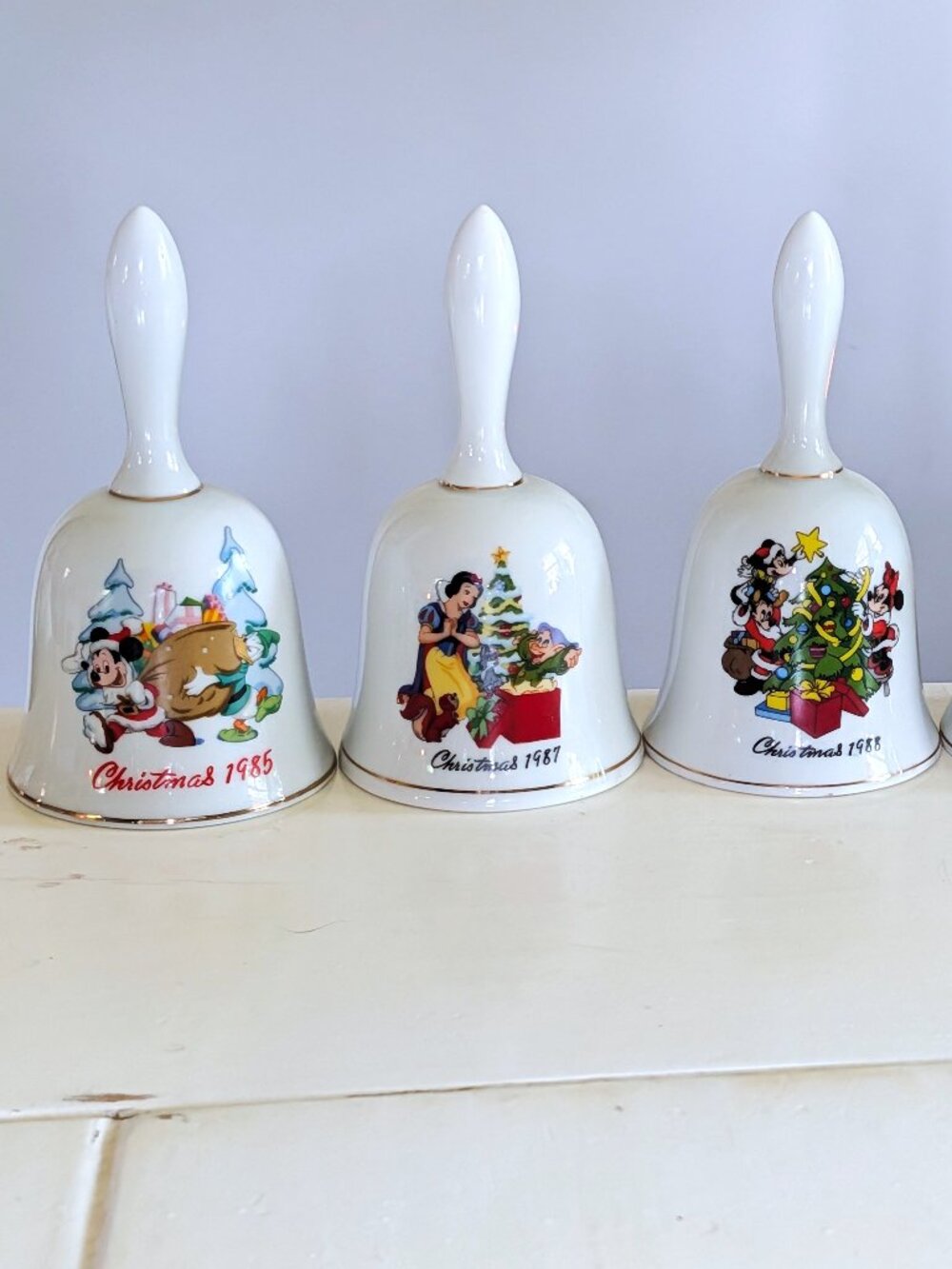 Set of 5 VTG Disney Grolier Christmas Bells 1985-1992 Mickey Donald Ceramic 80s